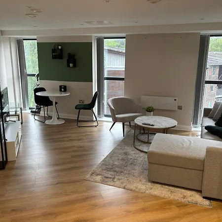 Luxurious 1br - Sofa Bed *