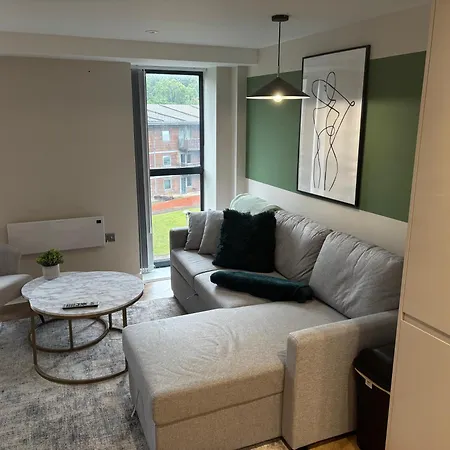 Luxurious 1br - Sofa Bed *
